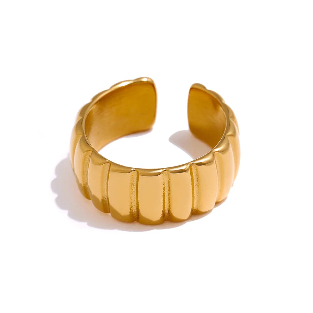 Statement Metal Round Ring