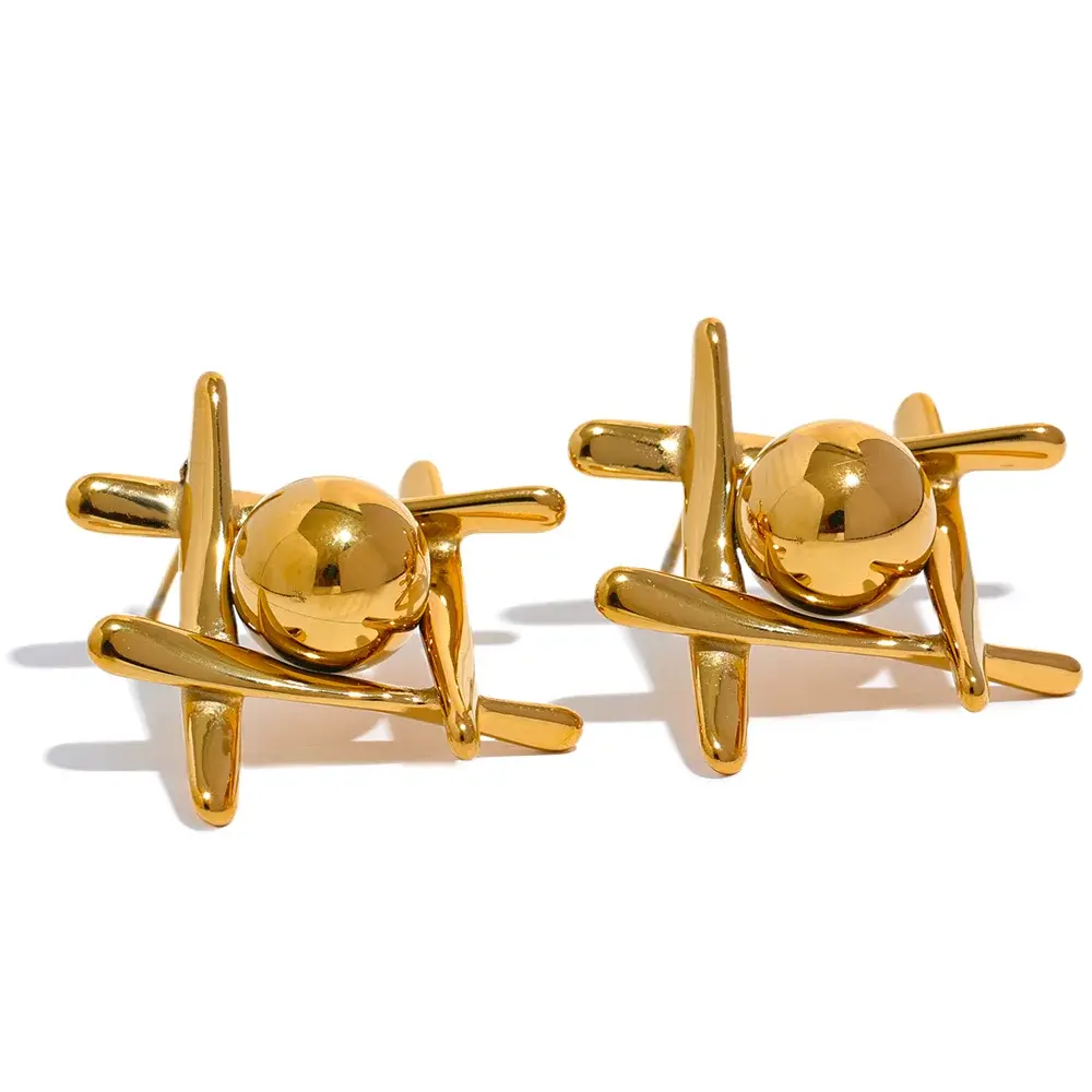 Gold geometric earrings