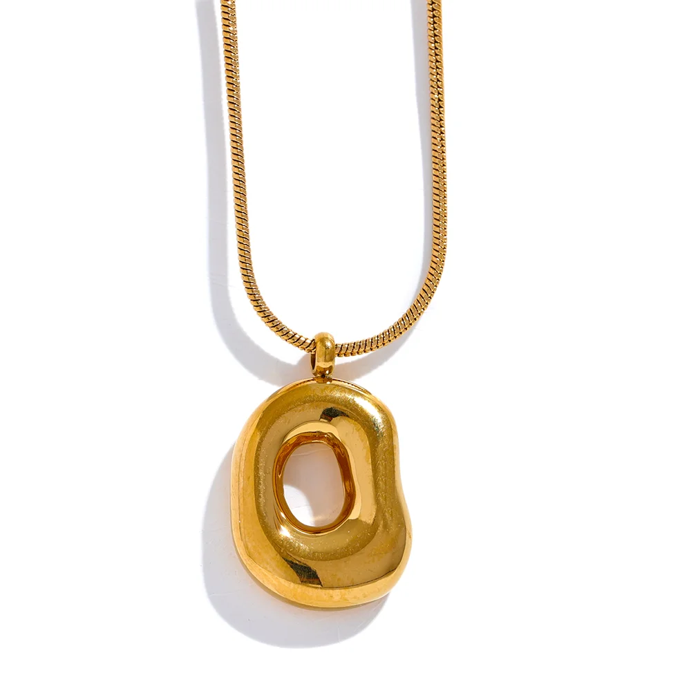 Geometric Hollow Pendant Necklace