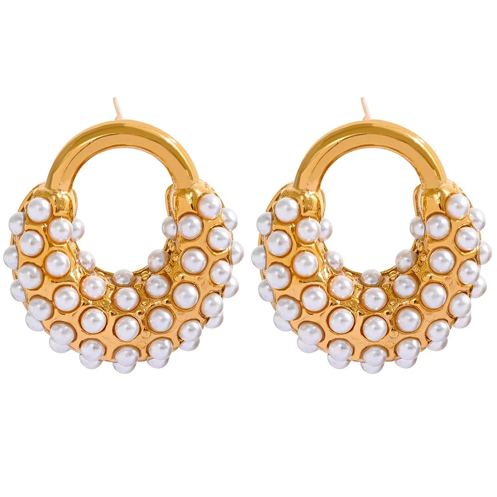 Round Pearl Necklace