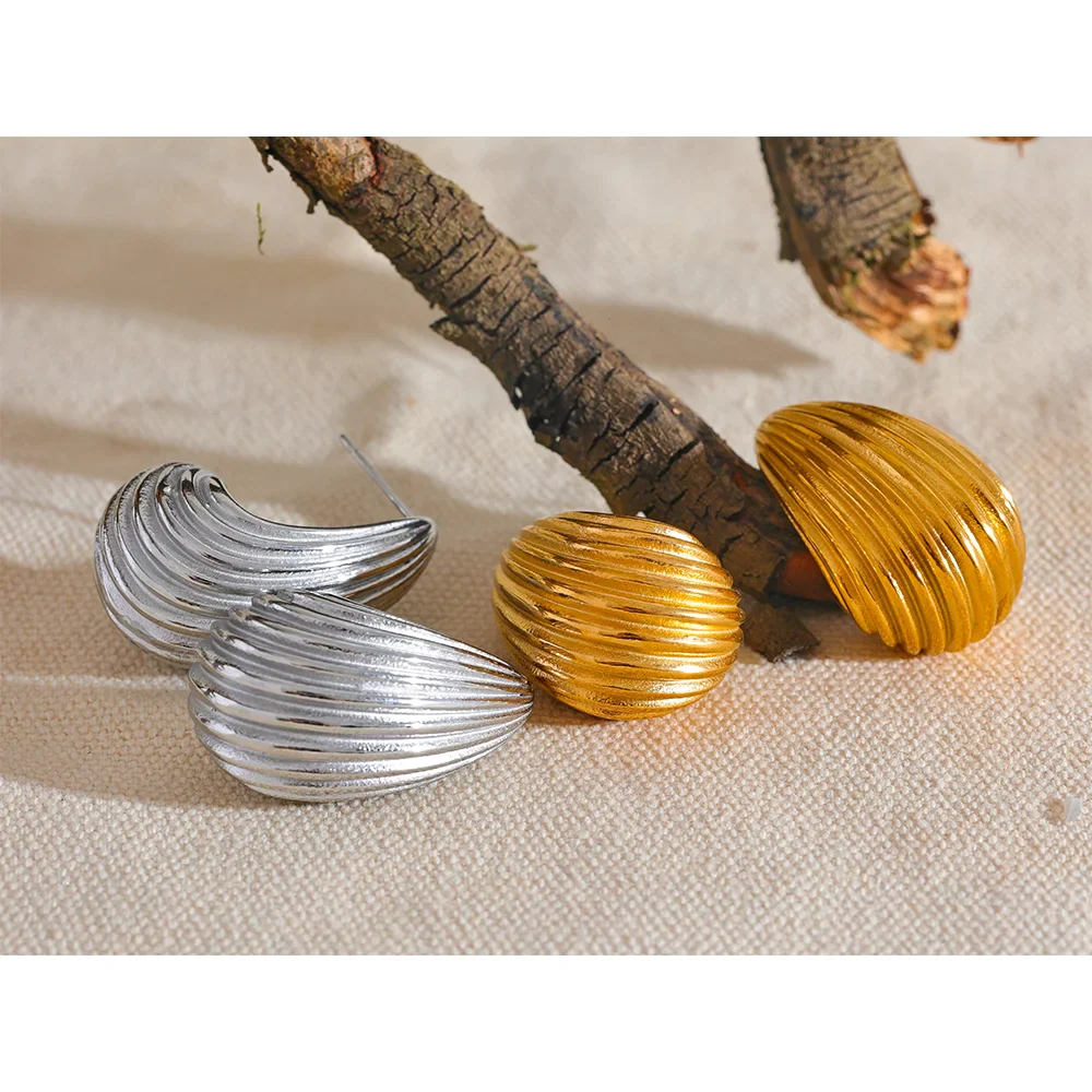 Stripe Half Empty Earrings