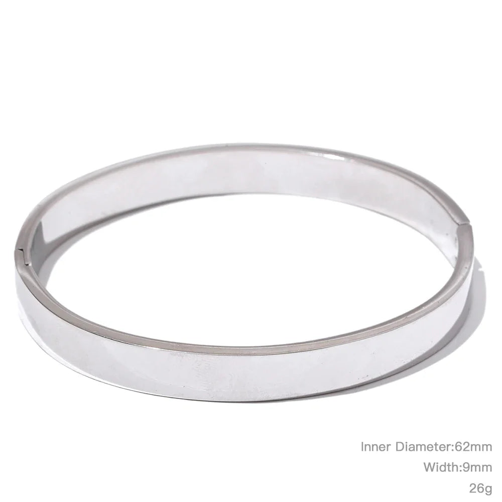 Wide Round Bracelet