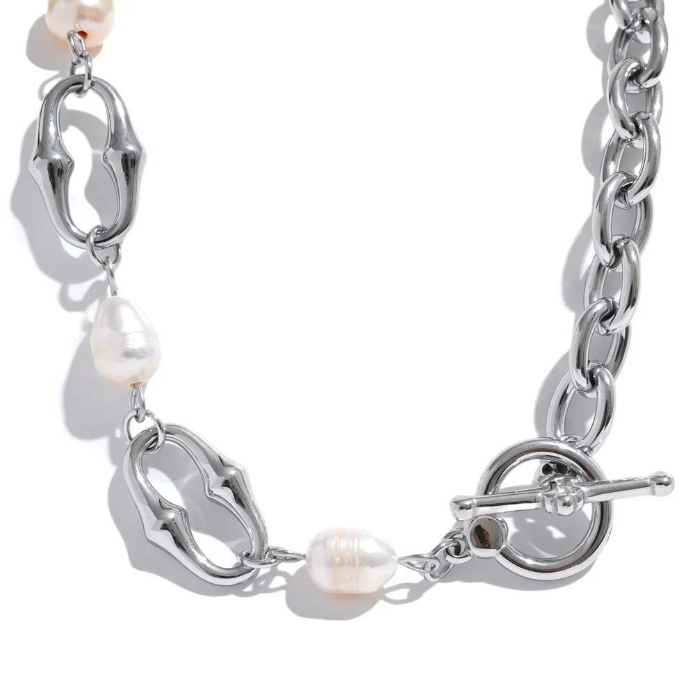 Small Pearl Necklace