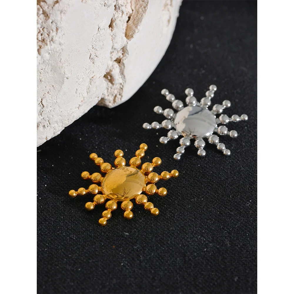 Sun Brooch