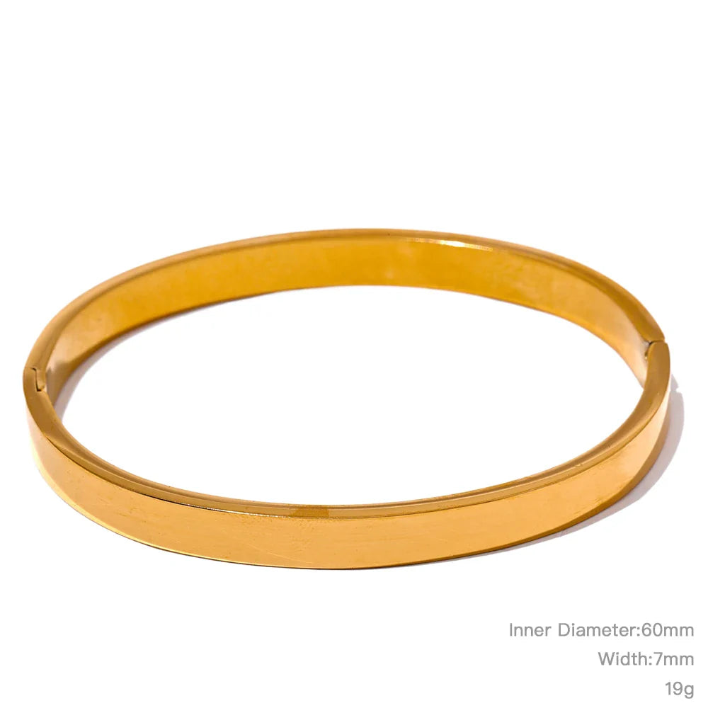 Wide Round Bracelet