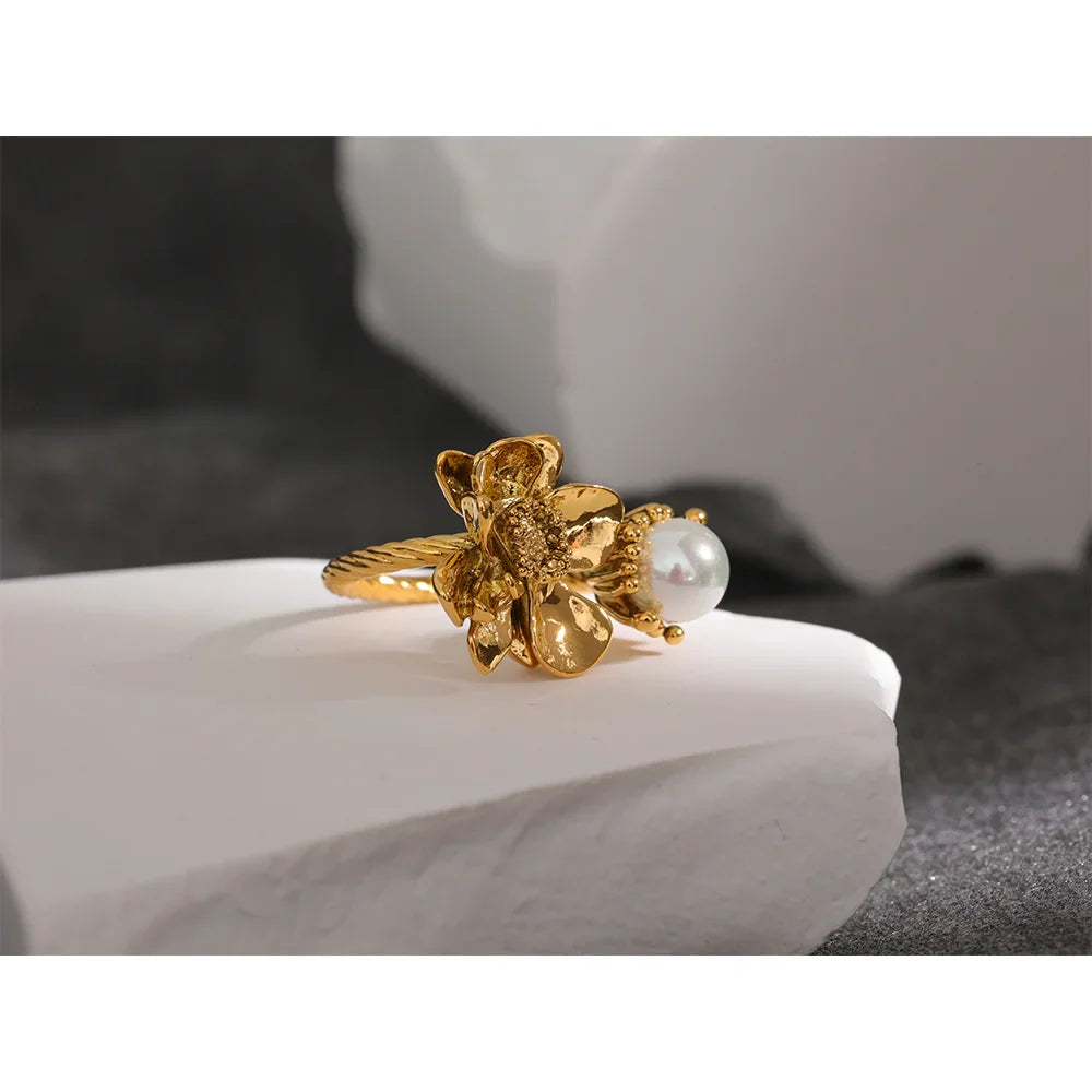 Flower Gold Ring