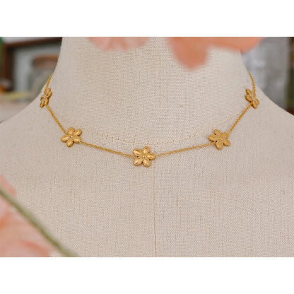 Flower Choker Necklace
