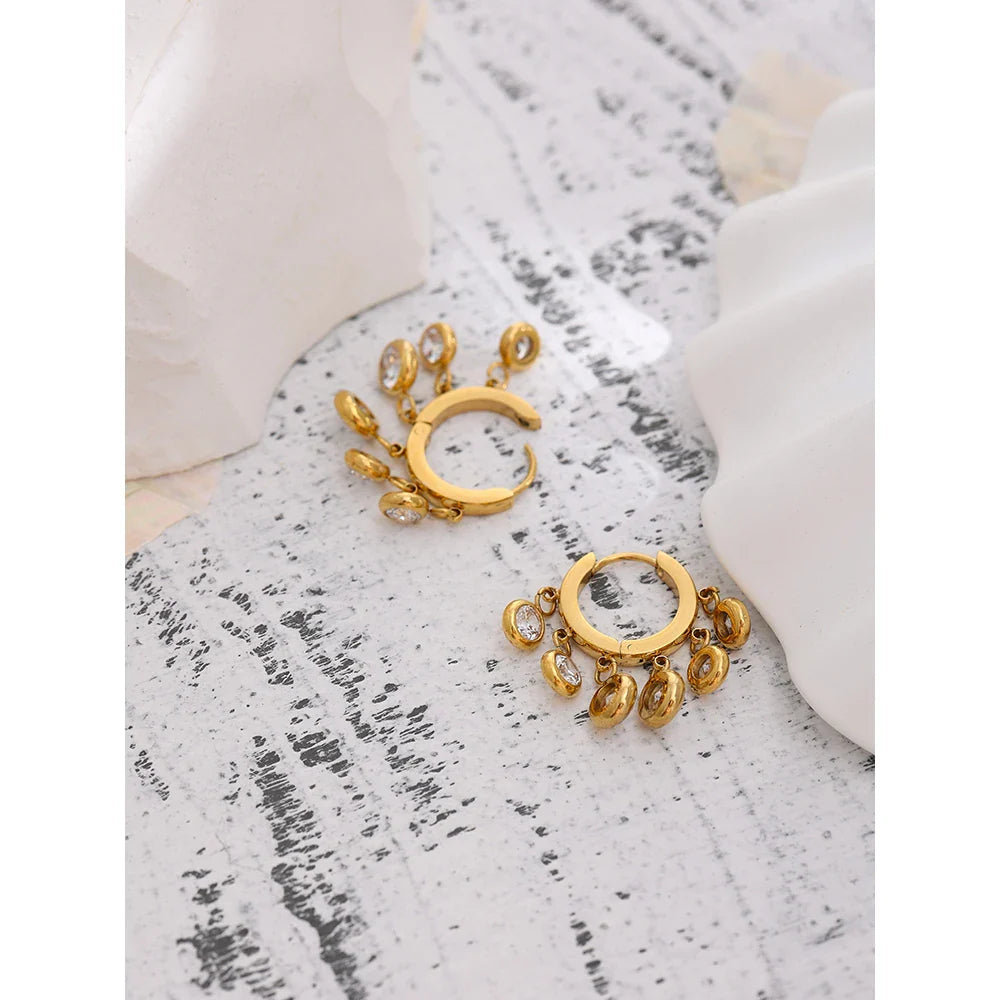 Dangle earrings
