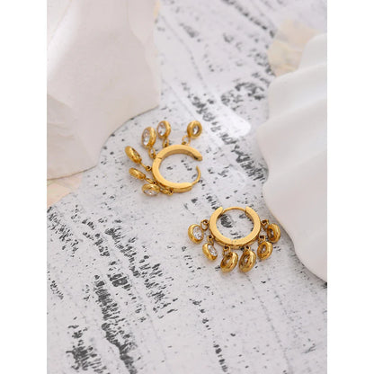 Dangle earrings