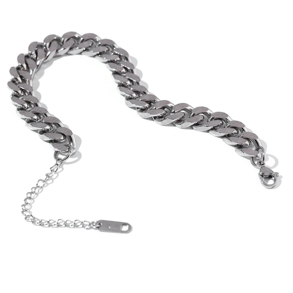18K Gold Chain Necklace