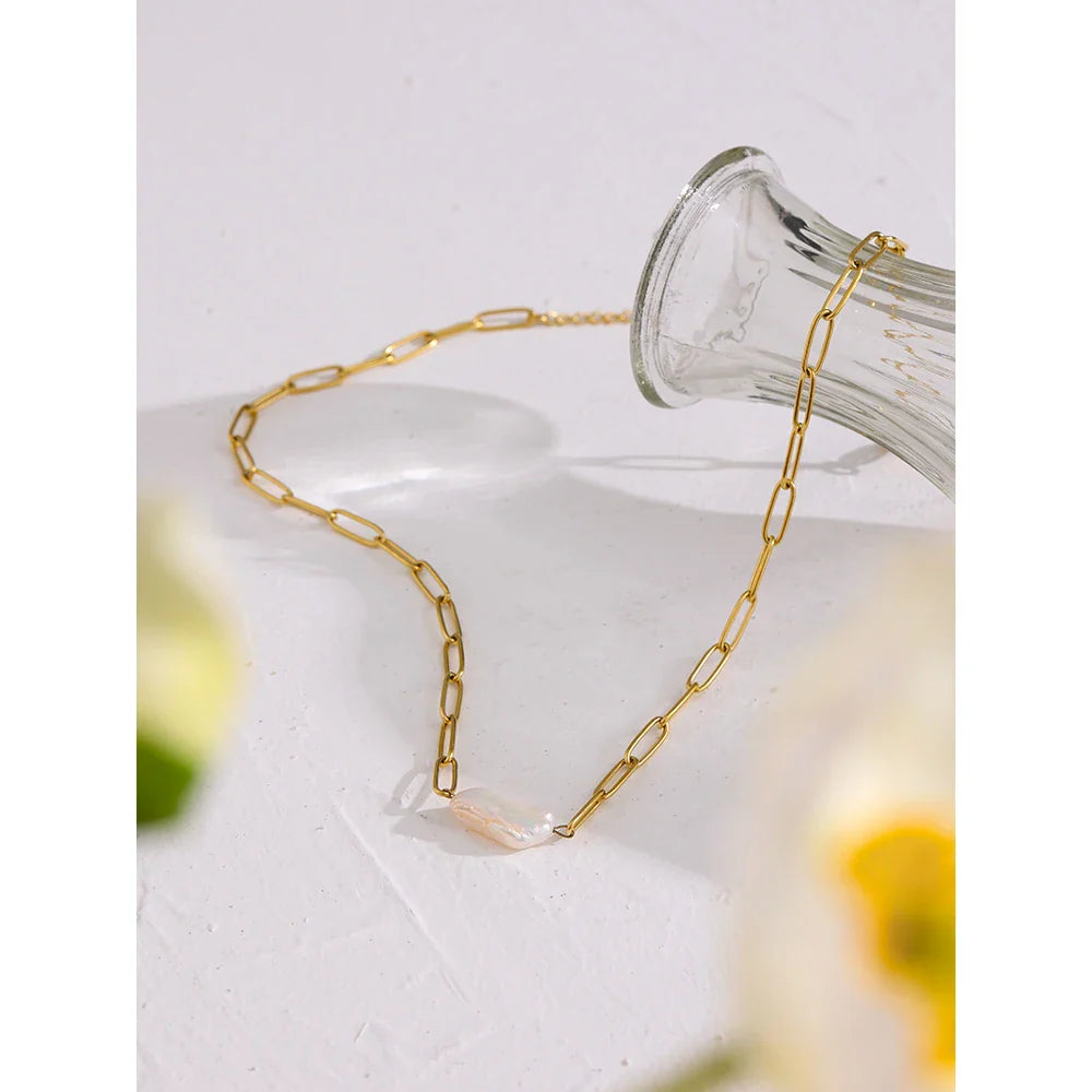 Choker Pearl Necklace