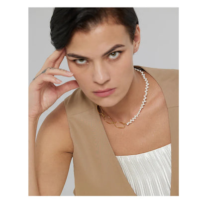 Choker With a Pearl