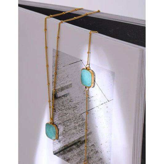 Necklace blue stone