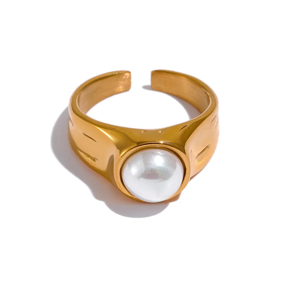 Big Pearl Ring
