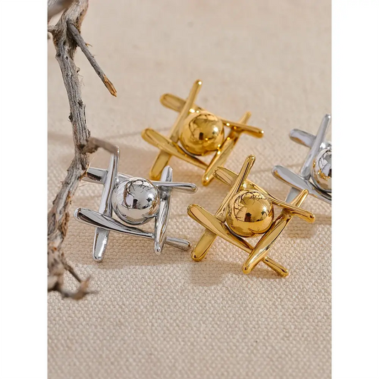 Gold geometric earrings