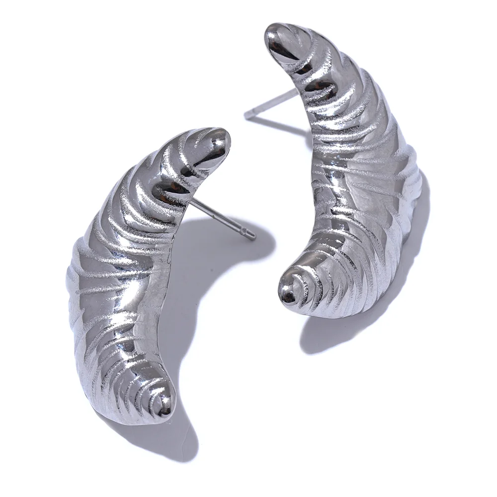Croissant Moon Stud Earrings