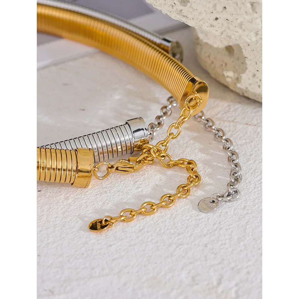 Gold Collar Necklace