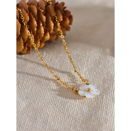 Pearl Flower Necklace