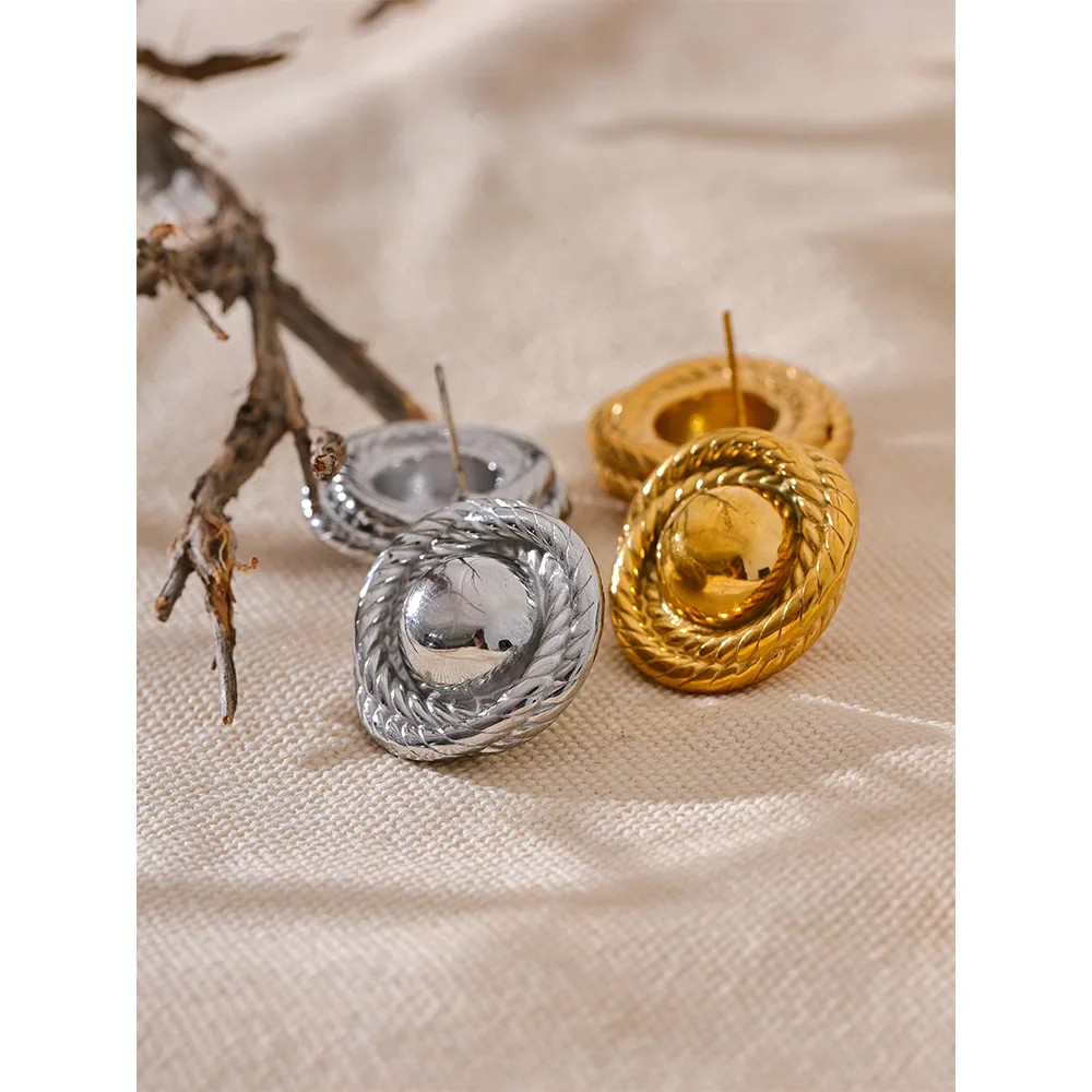 Round Stud Earrings