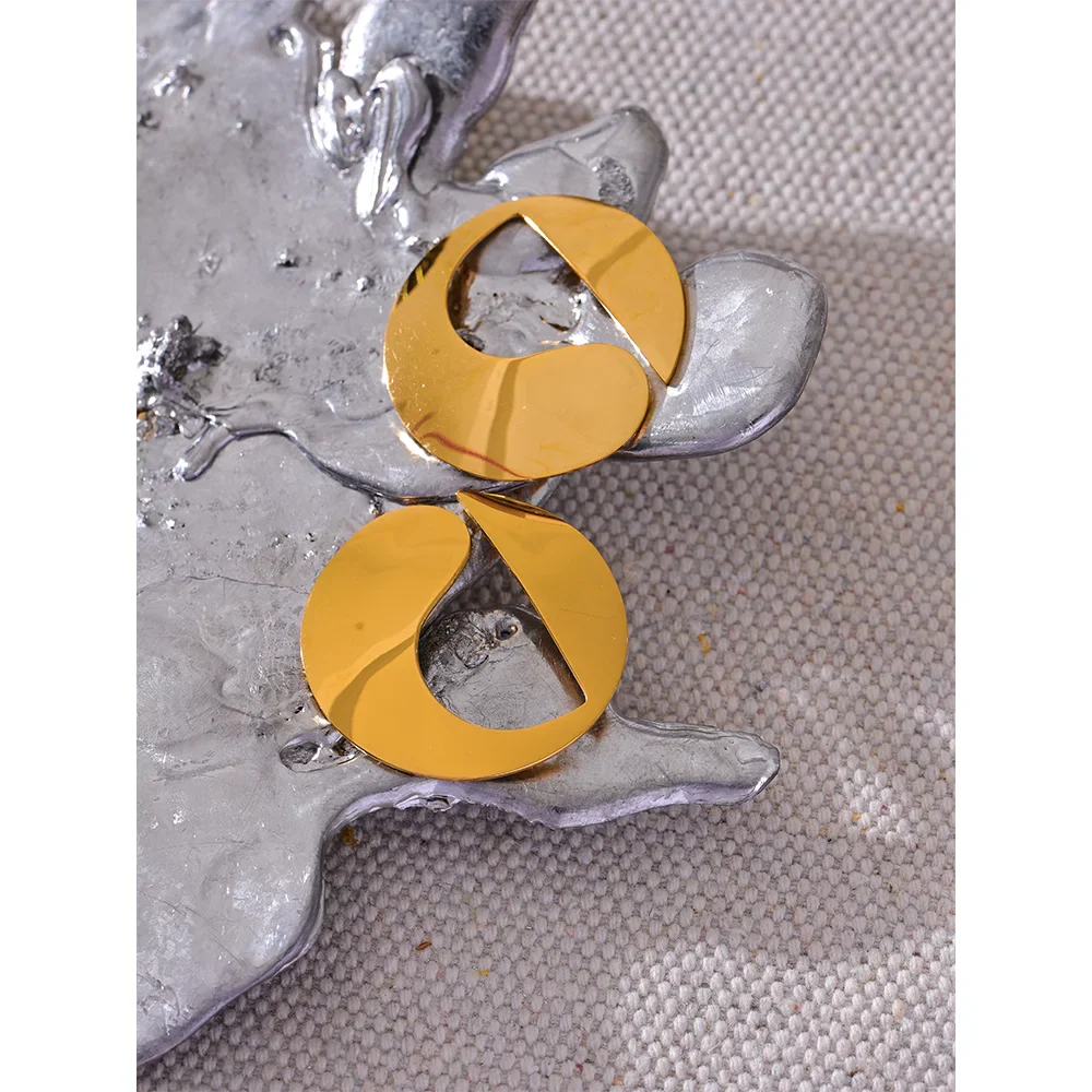 Creative Round Stud Earrings