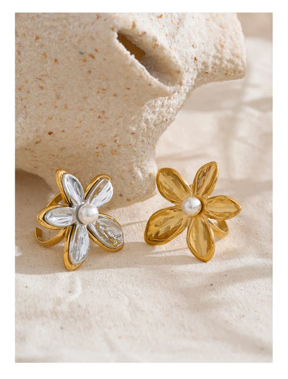 Silver Flower Ring