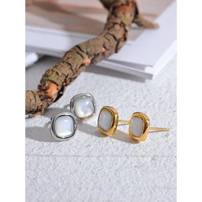 18k Gold Plated Pearl Stud Earrings