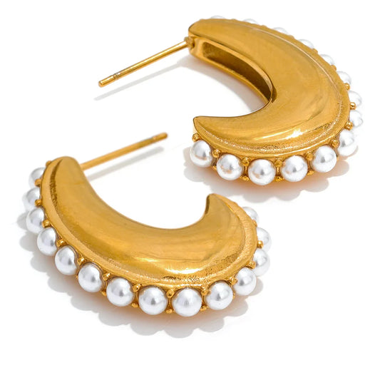 Cashew-Shaped Pearl Hoop Earrings