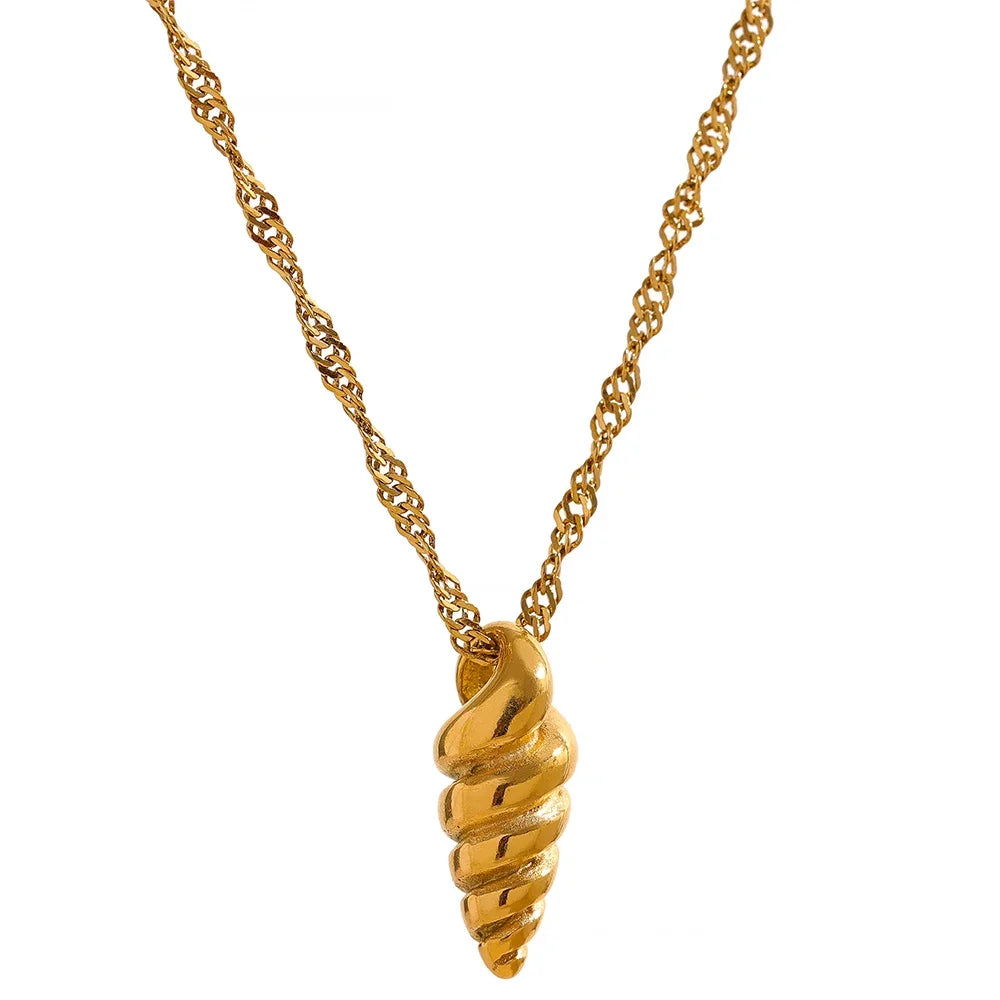 Conch Pendant Necklace