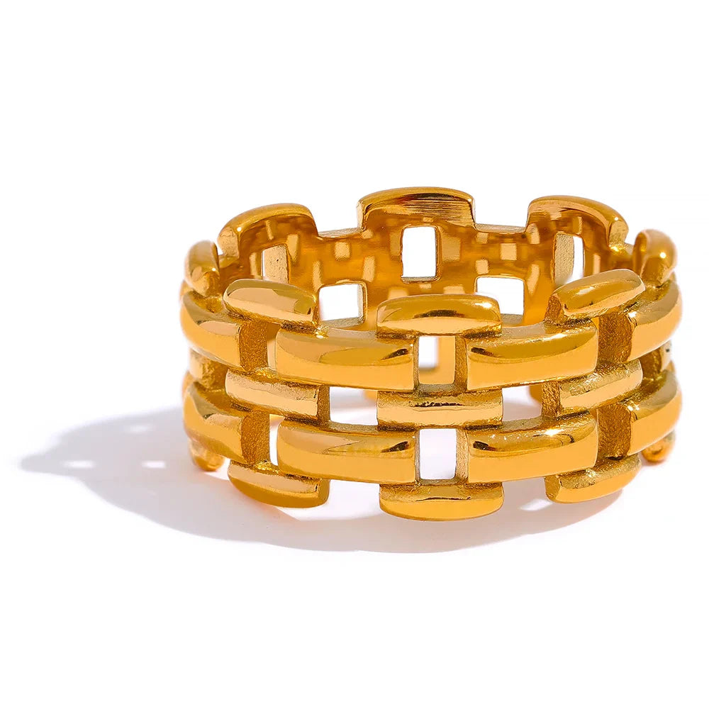 Geometric Hollow Ring