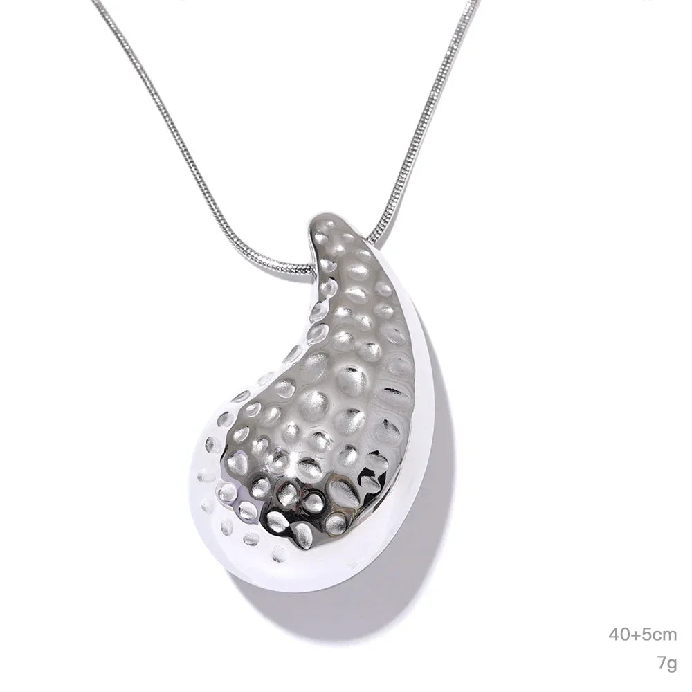 Water Drop Fashion Hollow Stud Earrings