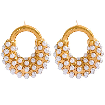 Round Pearl Necklace