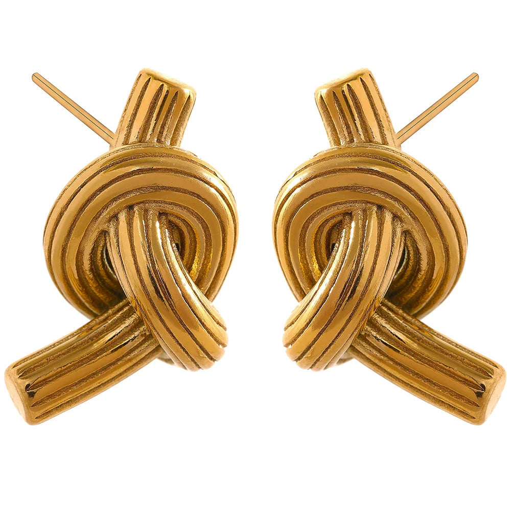 Knot stud earrings