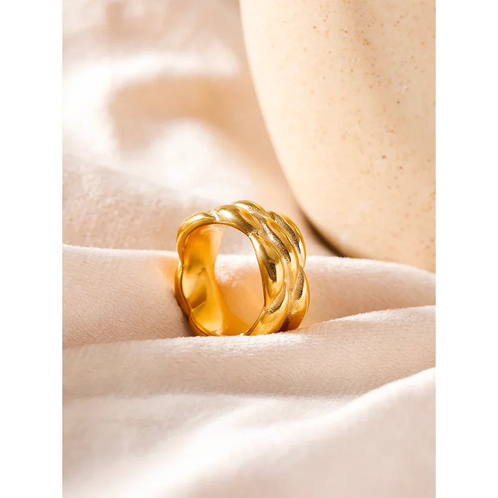 Twisted band engagement ring
