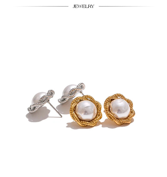 Stud With Pearl