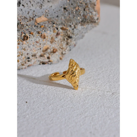 Conch Ring
