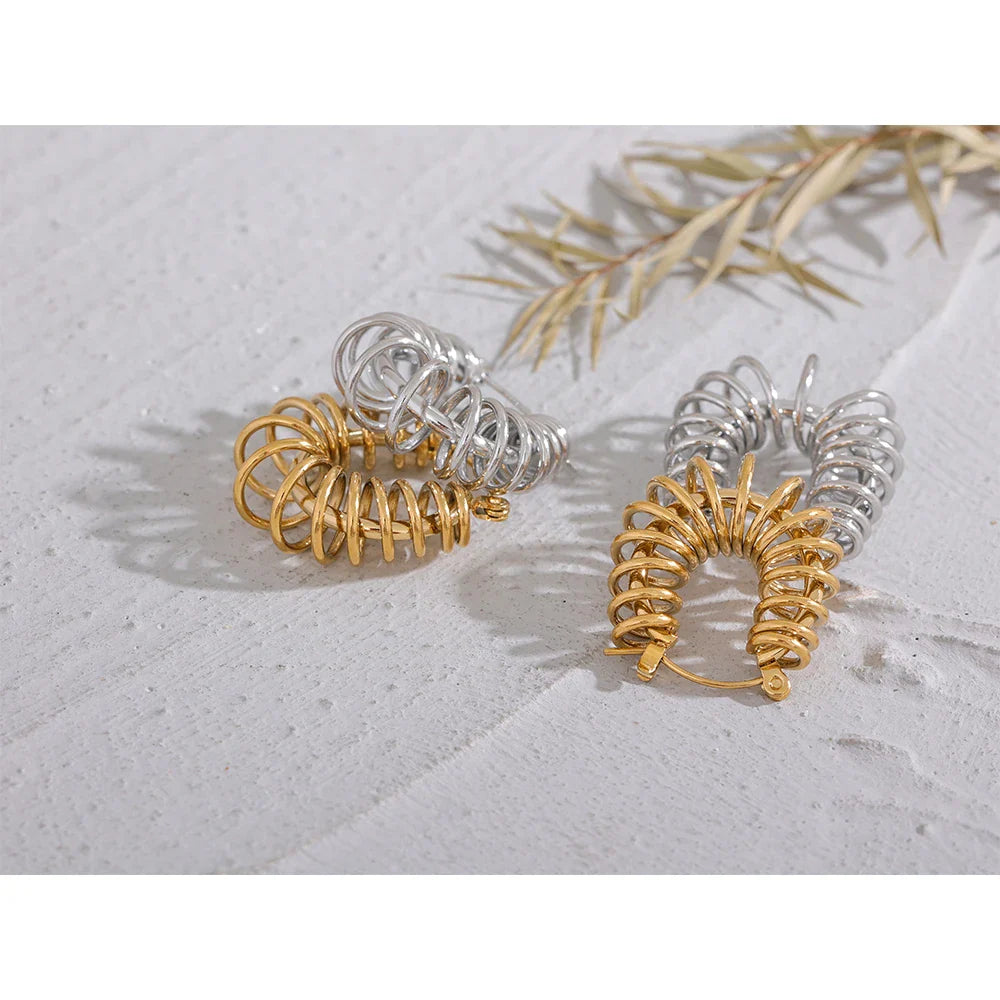 Hollow Gold Hoop Earrings