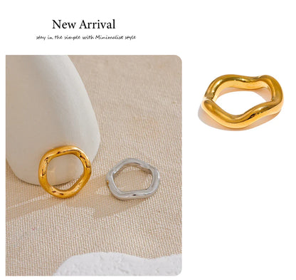 Gold twist ring