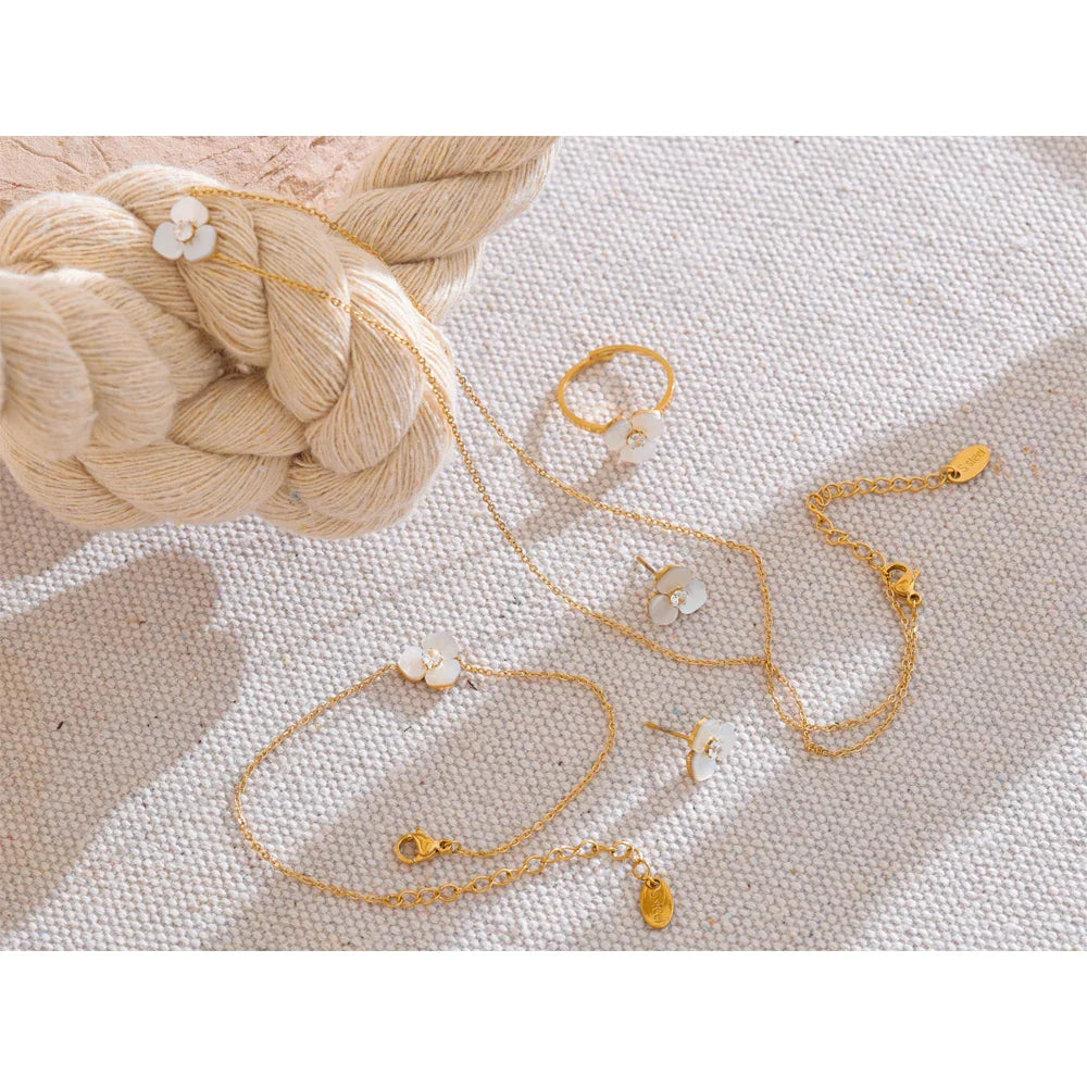 Flower Pendant