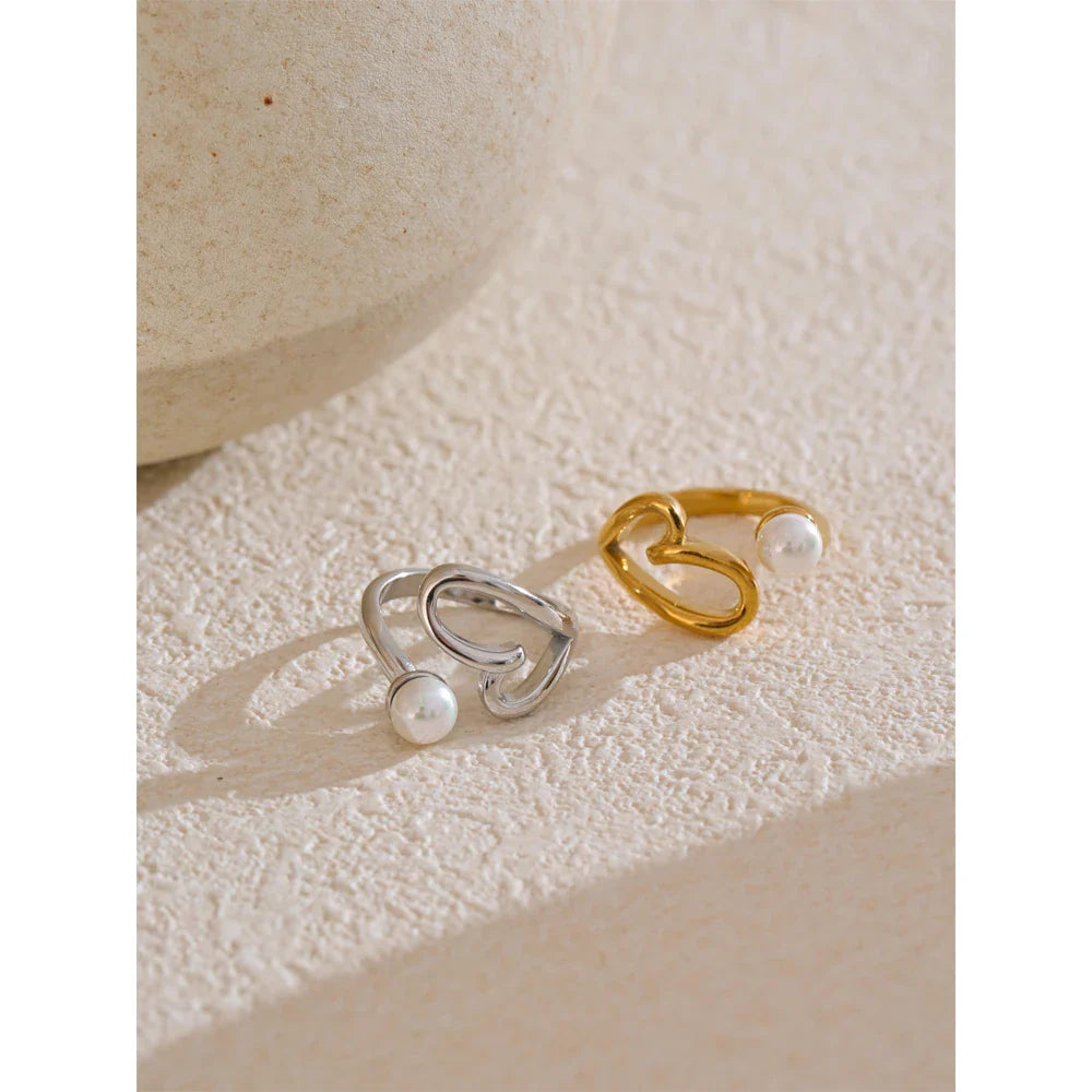 Gold Ring With Pearl