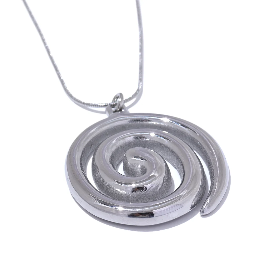 Circle Pendant Necklace