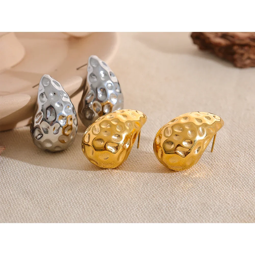 Water Drop Fashion Hollow Stud Earrings
