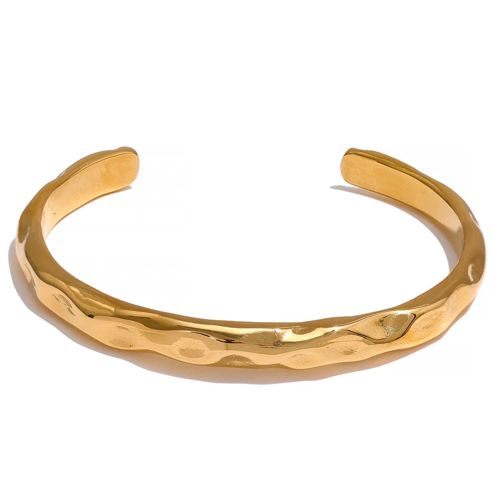 Minimalist Open Charm Gold Bracelet