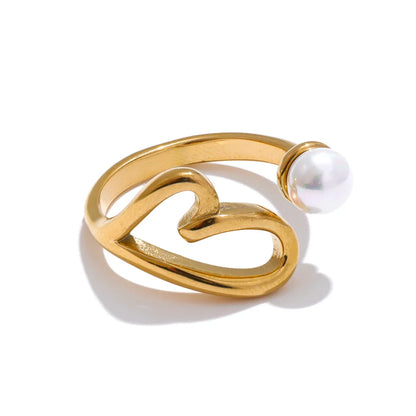 Gold Ring With Pearl