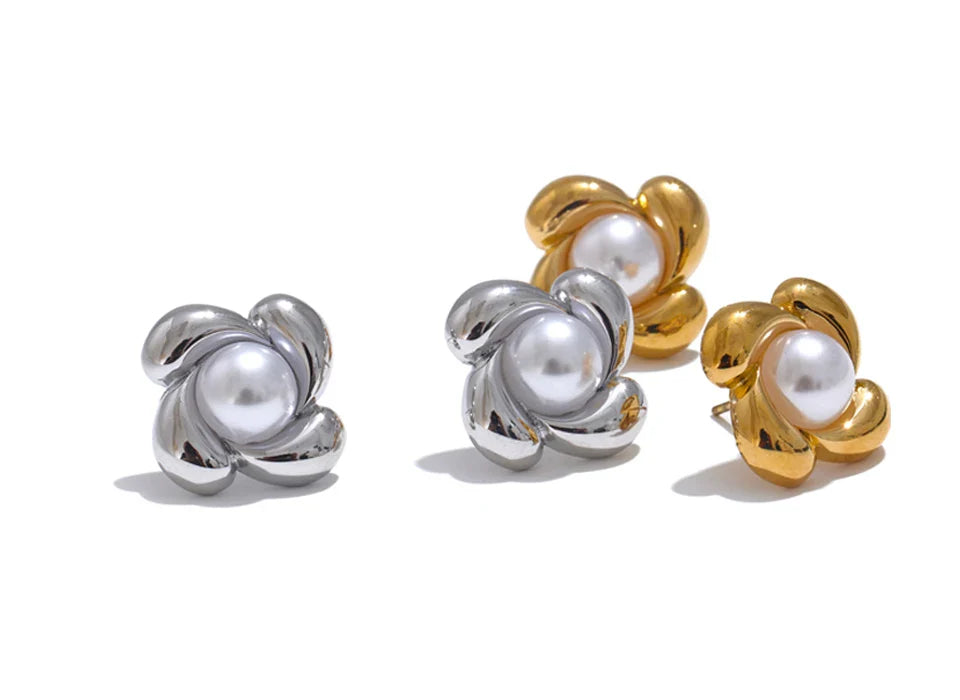 Pearl Flower Earrings