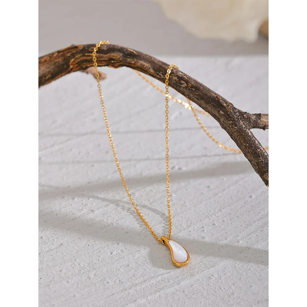 Teardrop Gold Necklace