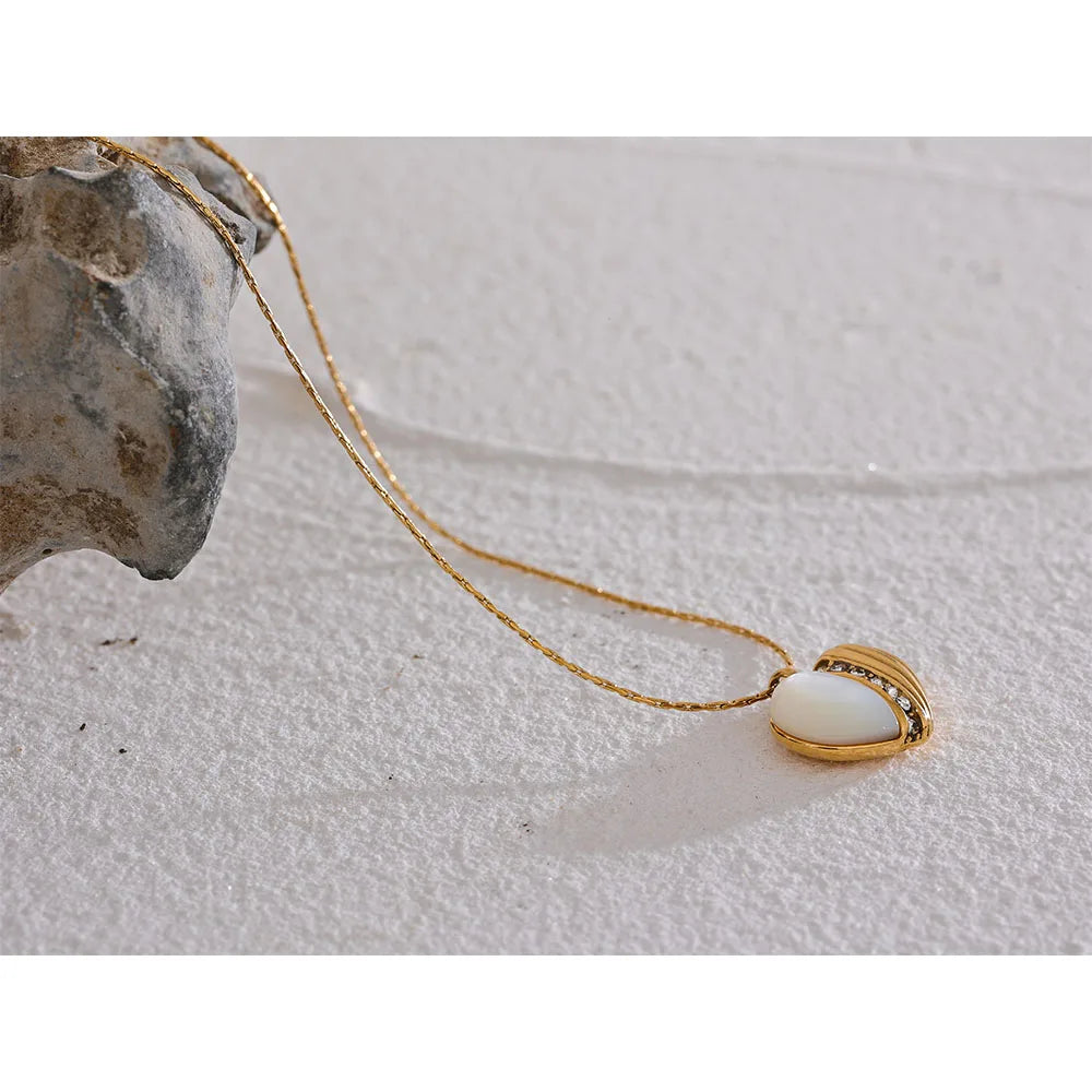 Heart Pearl Necklace