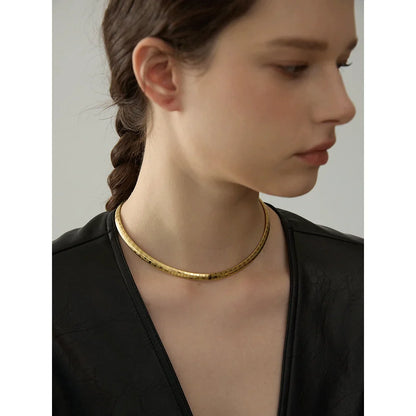 Choker Necklace Gold