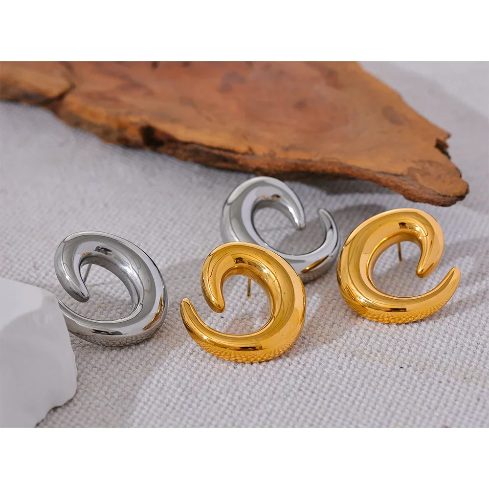 Geometric Smooth Metal Stud Earrings