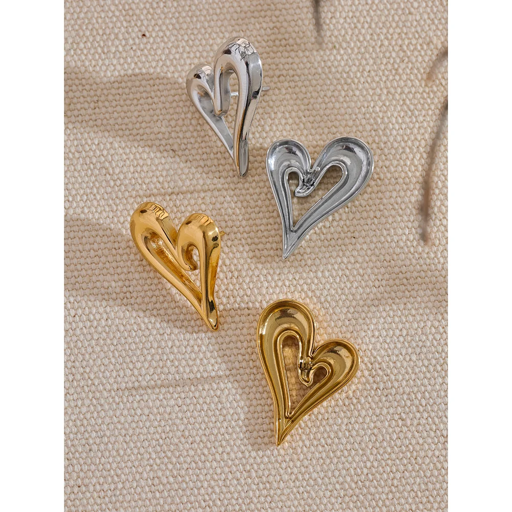 Heart Love Hollow Stud Earrings