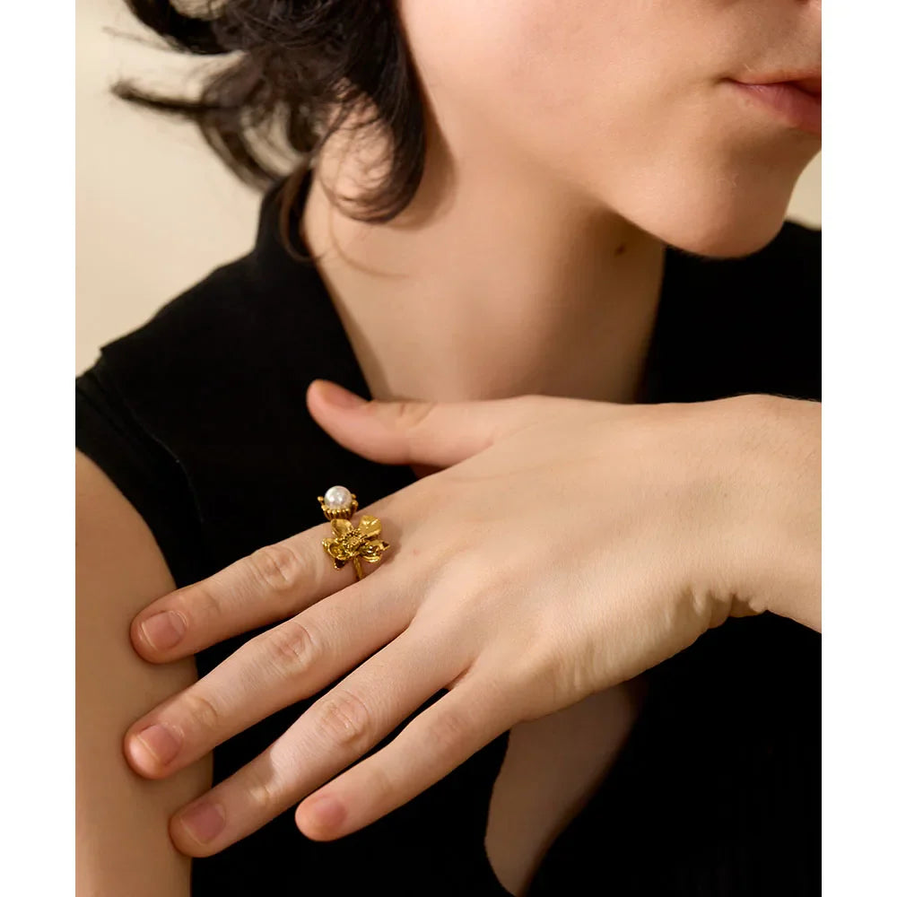 Flower Gold Ring
